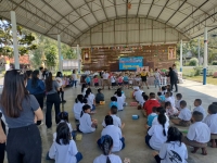 321719_0.jpg - ร่วมกันทำประโยชน์เพื่อสังคม นำสิ่งของ ไปบริจาคให้ เด็กๆ โรงเรียนบ้านชัฏหนองหมี ต.ท่าเคย อ.สวนผึ้ง จ.ราชบุรี | https://สัญจร.com