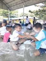 321741_0.jpg - ร่วมกันทำประโยชน์เพื่อสังคม นำสิ่งของ ไปบริจาคให้ เด็กๆ โรงเรียนบ้านชัฏหนองหมี ต.ท่าเคย อ.สวนผึ้ง จ.ราชบุรี | https://สัญจร.com