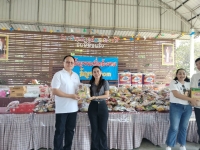 321763_0.jpg - ร่วมกันทำประโยชน์เพื่อสังคม นำสิ่งของ ไปบริจาคให้ เด็กๆ โรงเรียนบ้านชัฏหนองหมี ต.ท่าเคย อ.สวนผึ้ง จ.ราชบุรี | https://สัญจร.com