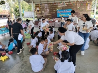 321770_0.jpg - ร่วมกันทำประโยชน์เพื่อสังคม นำสิ่งของ ไปบริจาคให้ เด็กๆ โรงเรียนบ้านชัฏหนองหมี ต.ท่าเคย อ.สวนผึ้ง จ.ราชบุรี | https://สัญจร.com