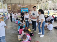 321774_0.jpg - ร่วมกันทำประโยชน์เพื่อสังคม นำสิ่งของ ไปบริจาคให้ เด็กๆ โรงเรียนบ้านชัฏหนองหมี ต.ท่าเคย อ.สวนผึ้ง จ.ราชบุรี | https://สัญจร.com